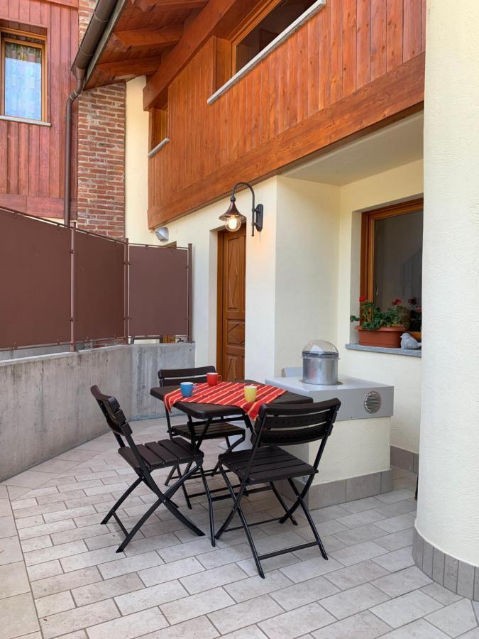 Casa Vacanze Anais 누스 외부 사진