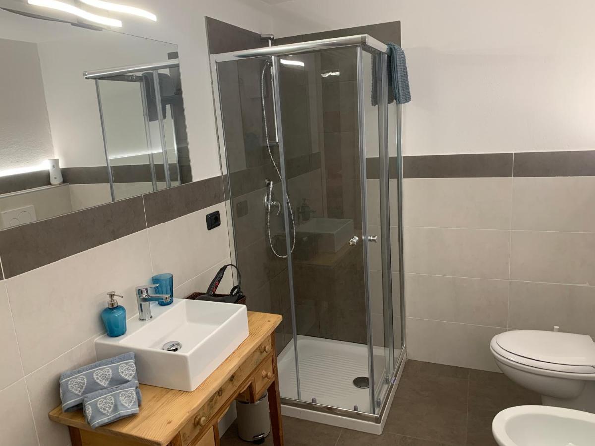 Casa Vacanze Anais 누스 외부 사진